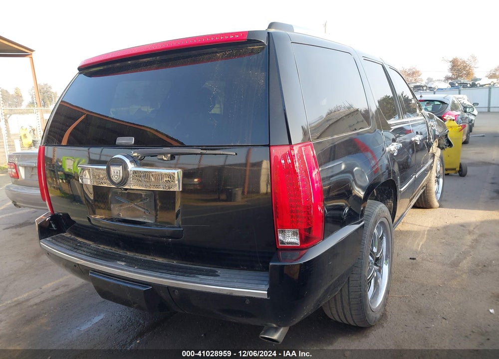 2009 CADILLAC ESCALADE STANDARD VIN: 1GYFK23209R257725