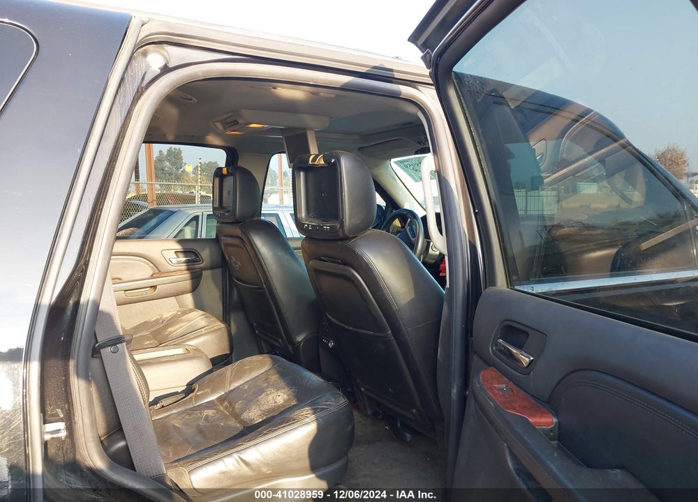2009 CADILLAC ESCALADE STANDARD VIN: 1GYFK23209R257725