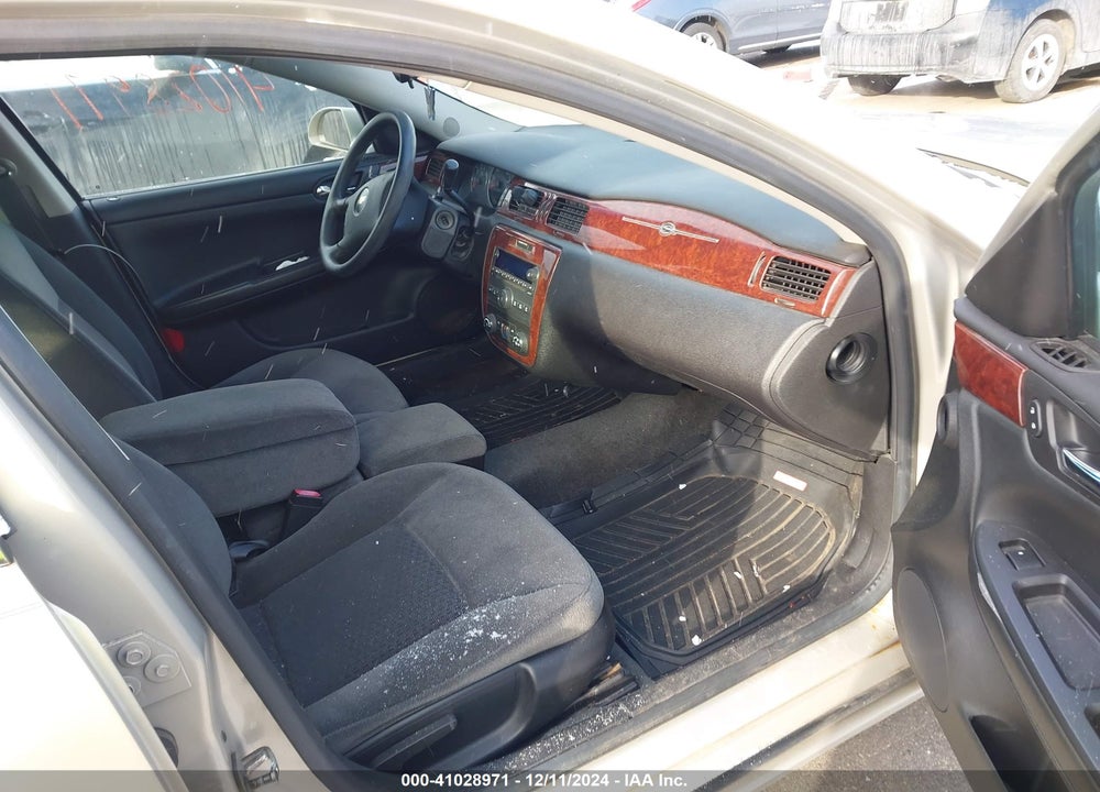 2008 CHEVROLET IMPALA LT VIN: 2G1WT58K689260739