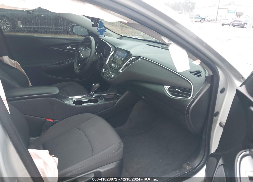 2019 CHEVROLET MALIBU LT VIN: 1G1ZD5ST2KF117622