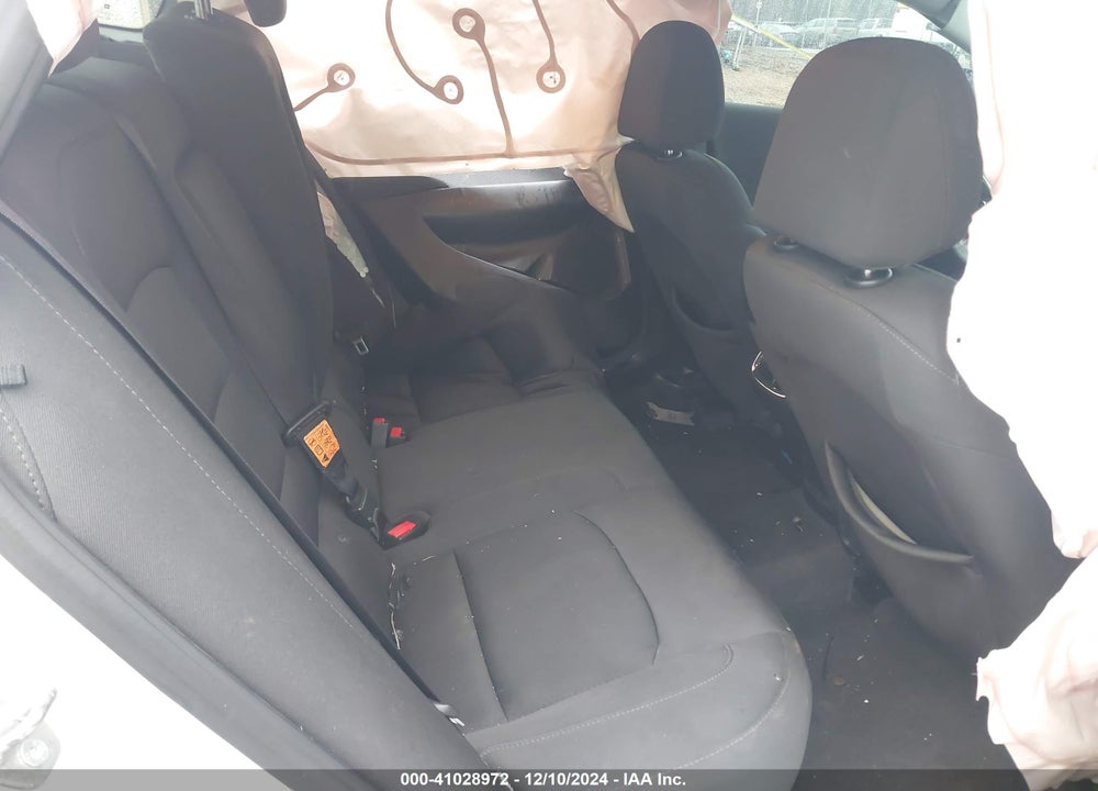2019 CHEVROLET MALIBU LT VIN: 1G1ZD5ST2KF117622