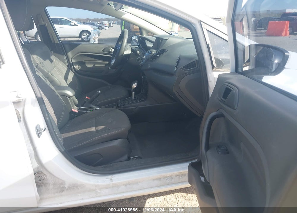 2019 FORD FIESTA VIN: 3FADP4BJXKM123546