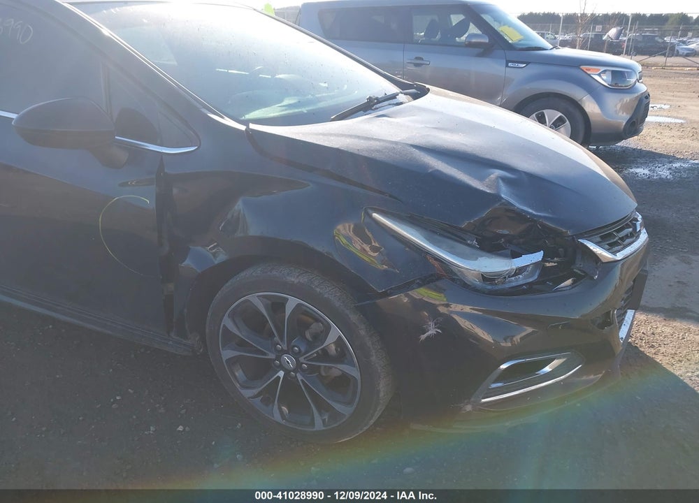 2017 CHEVROLET CRUZE VIN: 1G1BE5SM4H7151815