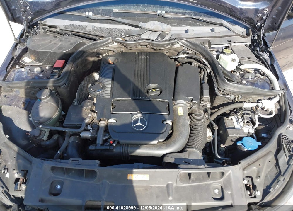 2013 MERCEDES-BENZ C 250 VIN: WDDGJ4HB7DG067626