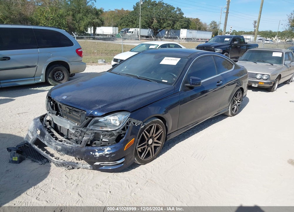 2013 MERCEDES-BENZ C 250 VIN: WDDGJ4HB7DG067626