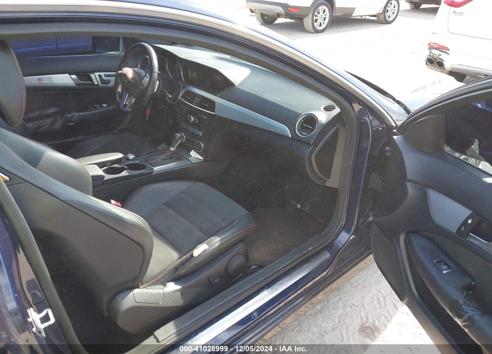 2013 MERCEDES-BENZ C 250 VIN: WDDGJ4HB7DG067626