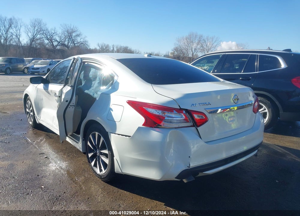 2017 NISSAN ALTIMA 2.5 SV VIN: 1N4AL3AP0HC284237