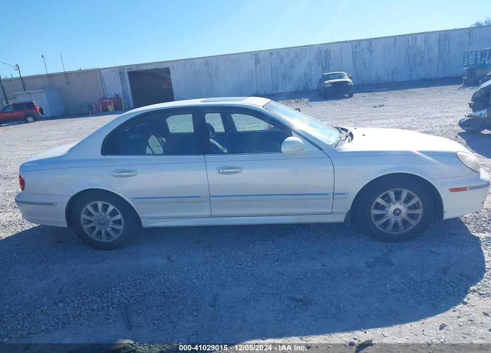 2005 HYUNDAI SONATA GLS/LX VIN: KMHWF35HX5A129031