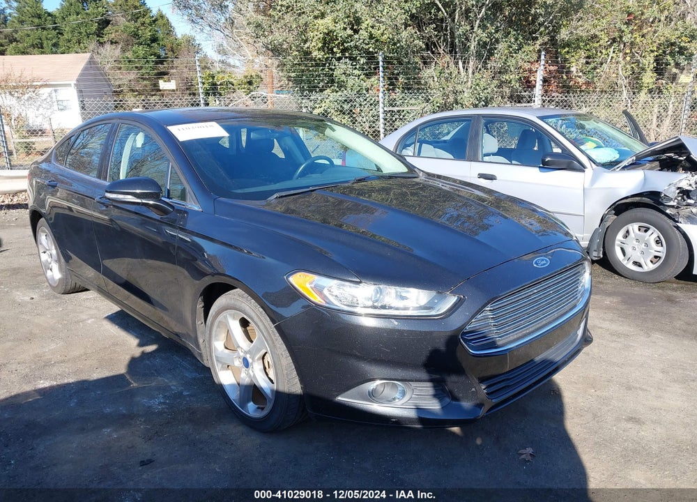 2015 FORD FUSION SE VIN: 3FA6P0HD9FR211127
