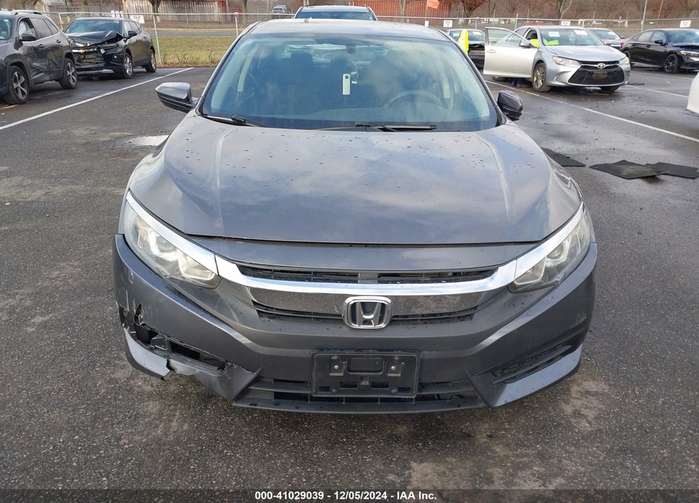 2018 HONDA CIVIC VIN: 2HGFC2F5XJH526070