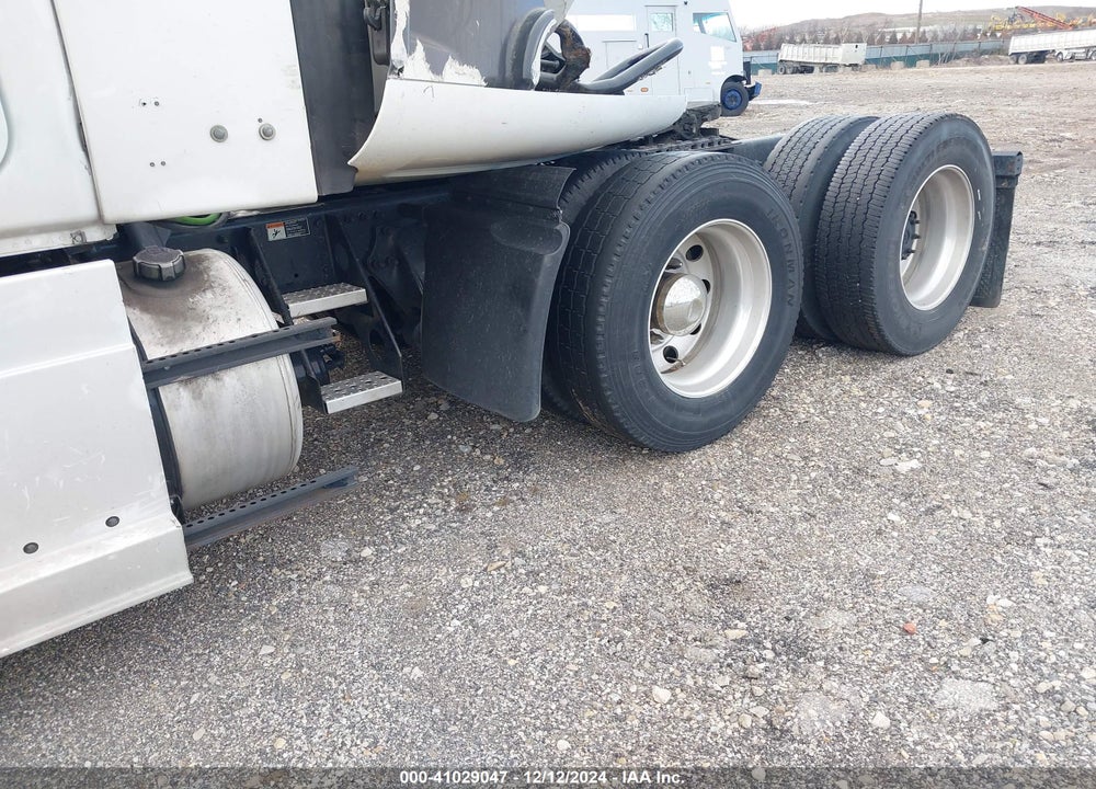 2016 FREIGHTLINER CASCADIA 125 VIN: 3AKJGLDR7GSGW8462