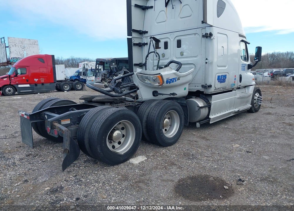 2016 FREIGHTLINER CASCADIA 125 VIN: 3AKJGLDR7GSGW8462