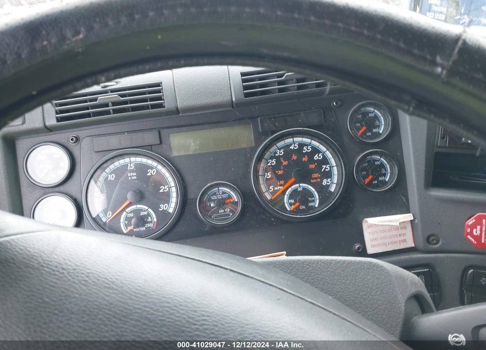 2016 FREIGHTLINER CASCADIA 125 VIN: 3AKJGLDR7GSGW8462