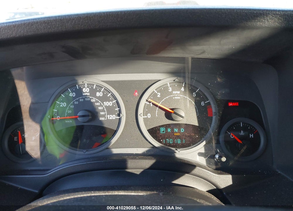 2008 JEEP PATRIOT SPORT VIN: 1J8FF28W18D660851