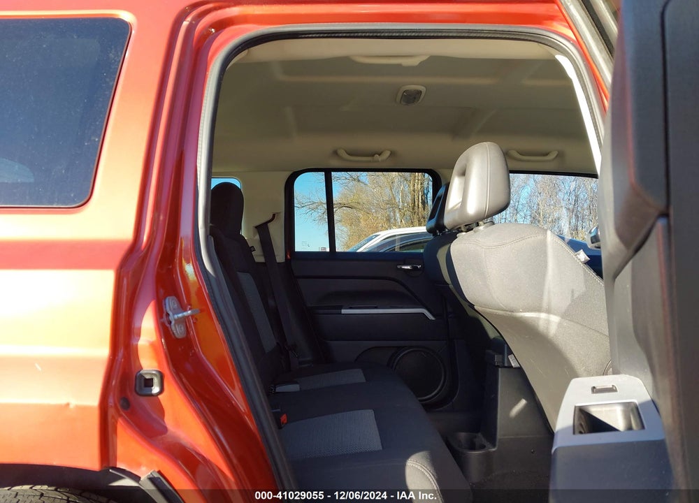 2008 JEEP PATRIOT SPORT VIN: 1J8FF28W18D660851