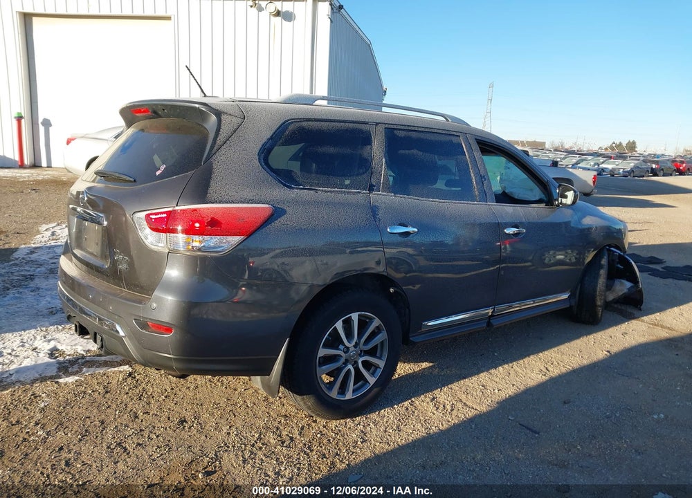 2013 NISSAN PATHFINDER SL VIN: 5N1AR2MM4DC623673