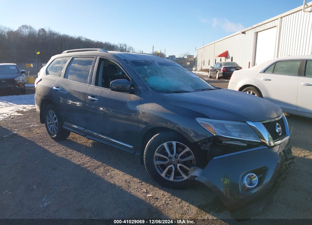 2013 NISSAN PATHFINDER SL VIN: 5N1AR2MM4DC623673