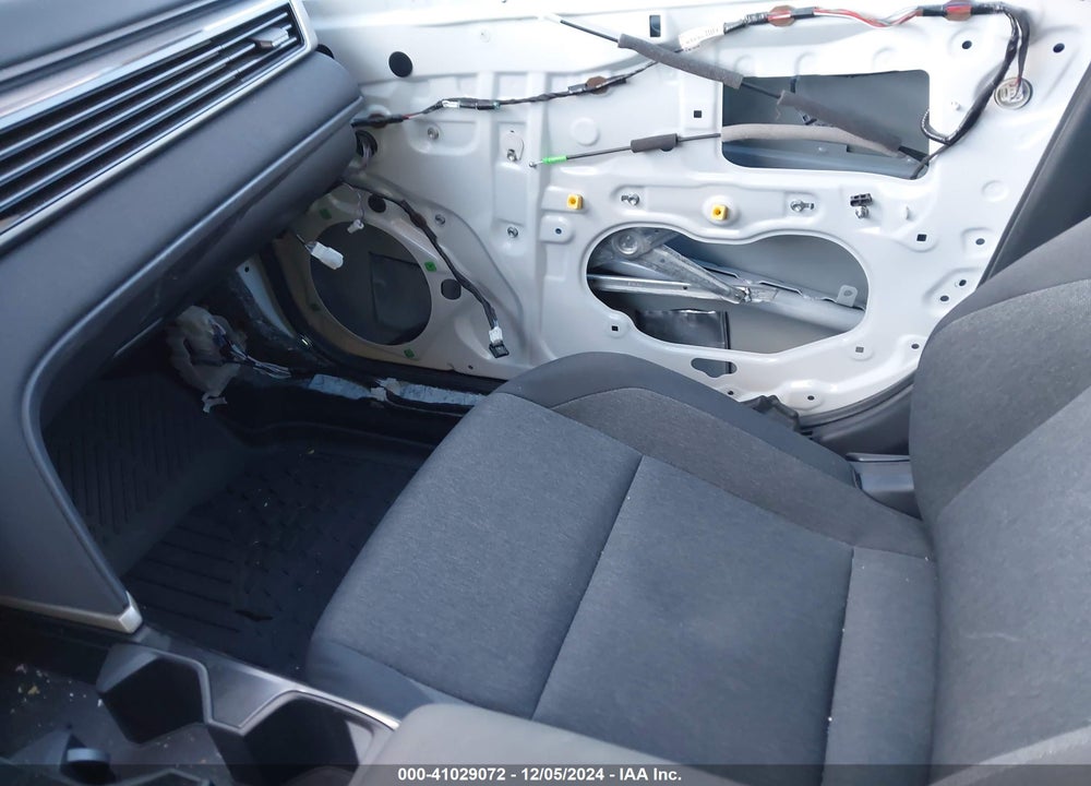 2025 TOYOTA CAMRY VIN: 4T1DBADK7SU502508