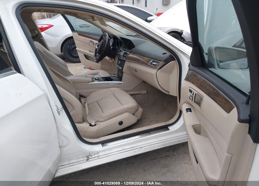 2016 MERCEDES-BENZ E 350 4MATIC VIN: WDDHF8JB5GB230749