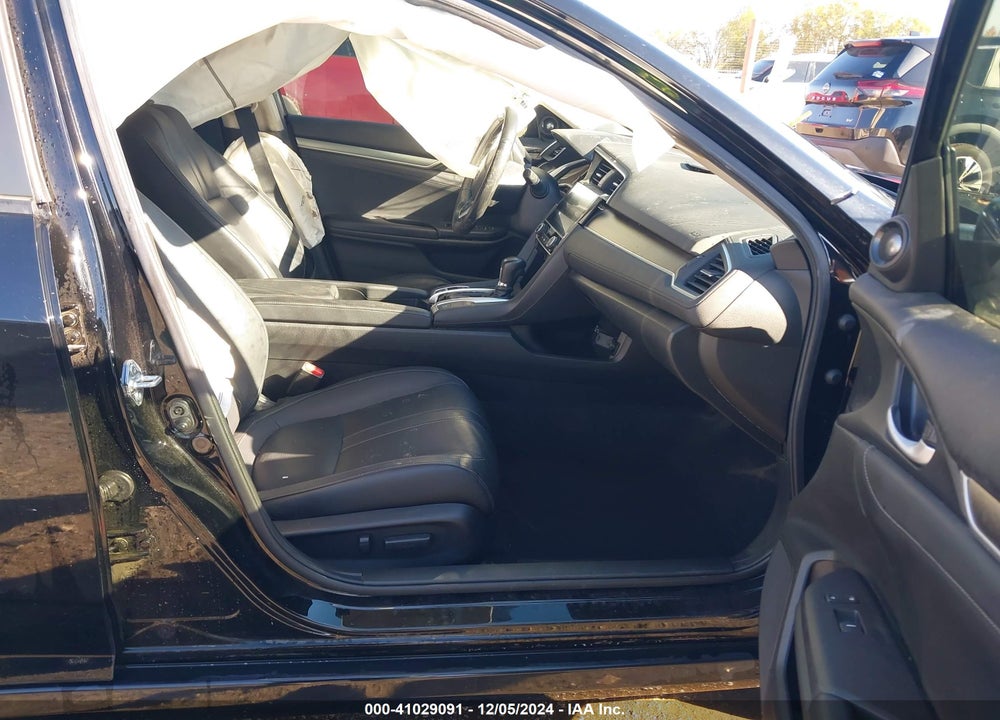 2018 HONDA CIVIC TOURING VIN: JHMFC1F98JX026110