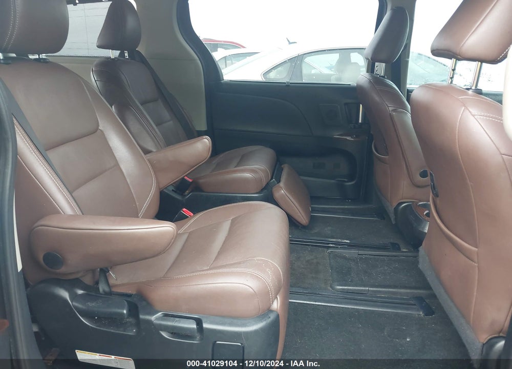 2015 TOYOTA SIENNA LIMITED PREMIUM 7 PASSENGER VIN: 5TDYK3DC4FS542159
