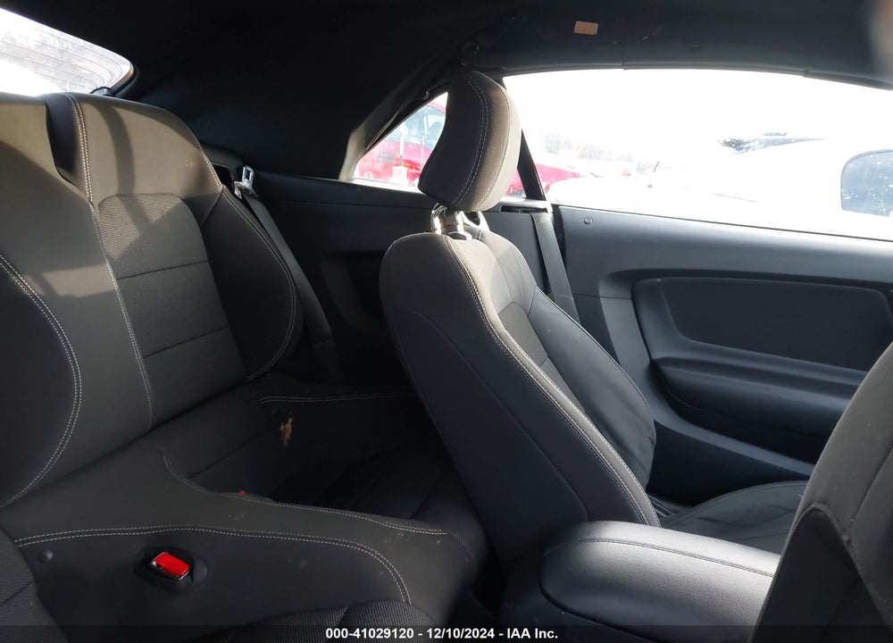 2017 FORD MUSTANG VIN: 1FATP8EM3H5293335
