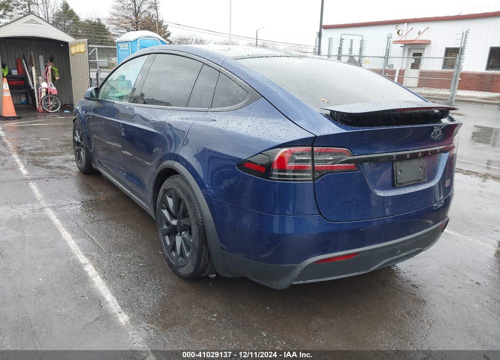 2023 TESLA MODEL X PLAID TRI MOTOR ALL-WHEEL DRIVE VIN: 7SAXCBE62PF406391