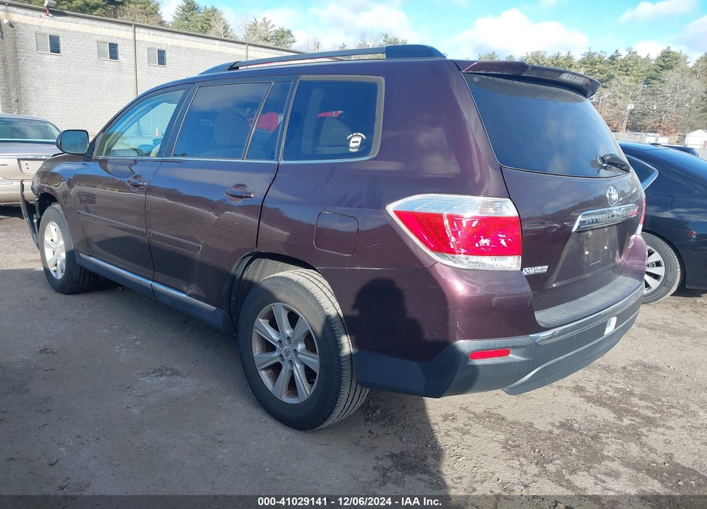 2011 TOYOTA HIGHLANDER SE VIN: 5TDBK3EHXBS041500