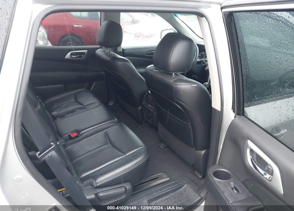 2015 NISSAN PATHFINDER PLATINUM VIN: 5N1AR2MM8FC708941