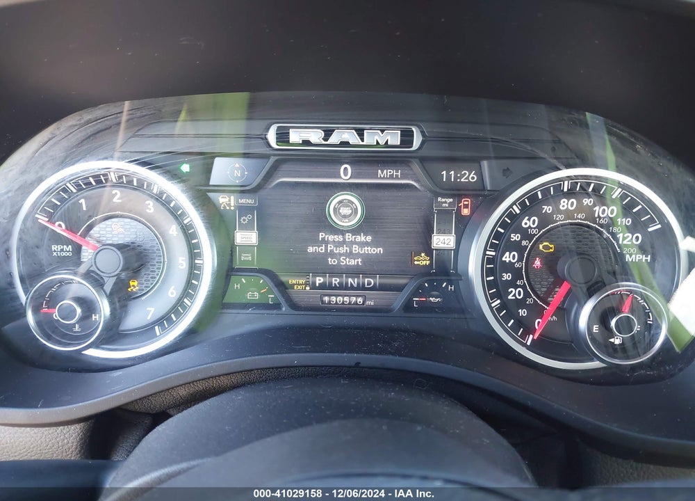 2019 RAM 1500 LAIE  4X4 6'4 BOX VIN: 1C6SRFDT6KN567333