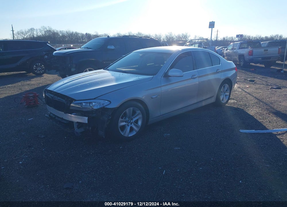 2011 BMW 528I VIN: WBAFR1C58BC747163