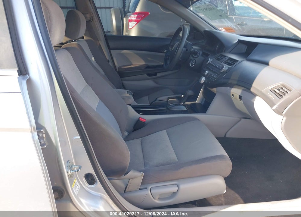 2008 HONDA ACCORD 2.4 LX-P VIN: 1HGCP26498A066763