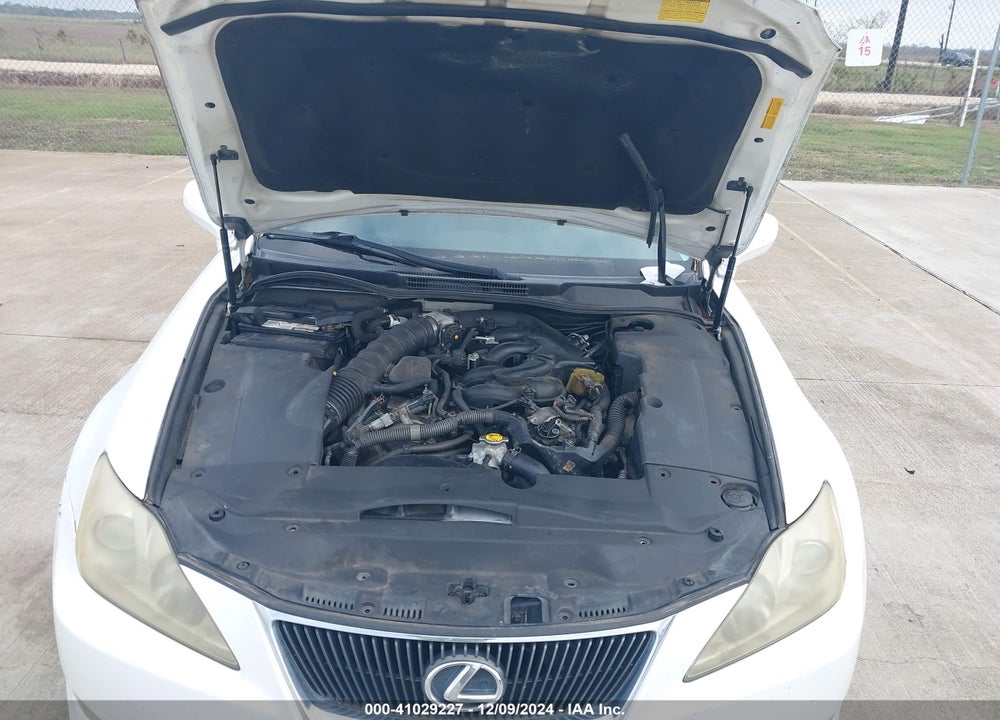 2007 LEXUS IS 250 VIN: JTHBK262572040613