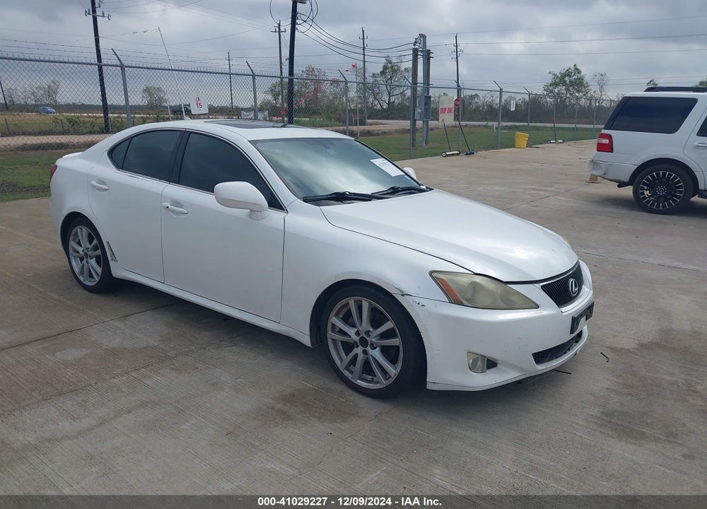 2007 LEXUS IS 250 VIN: JTHBK262572040613