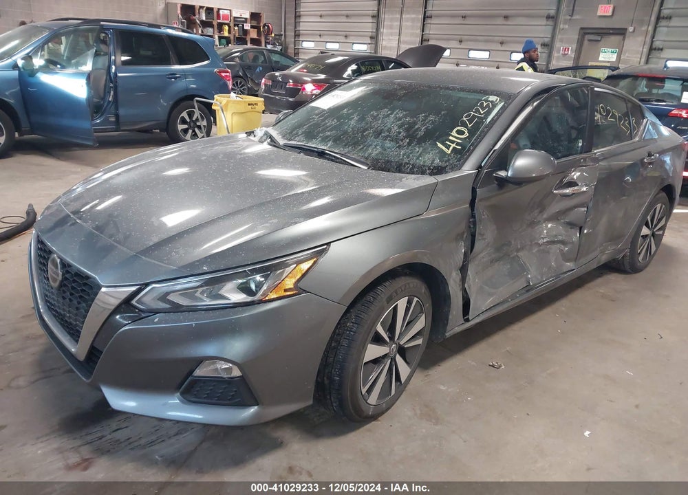 2021 NISSAN ALTIMA SV FWD VIN: 1N4BL4DV5MN404343