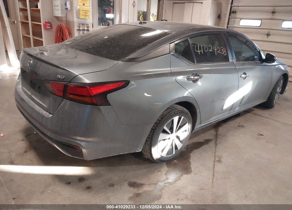 2021 NISSAN ALTIMA SV FWD VIN: 1N4BL4DV5MN404343