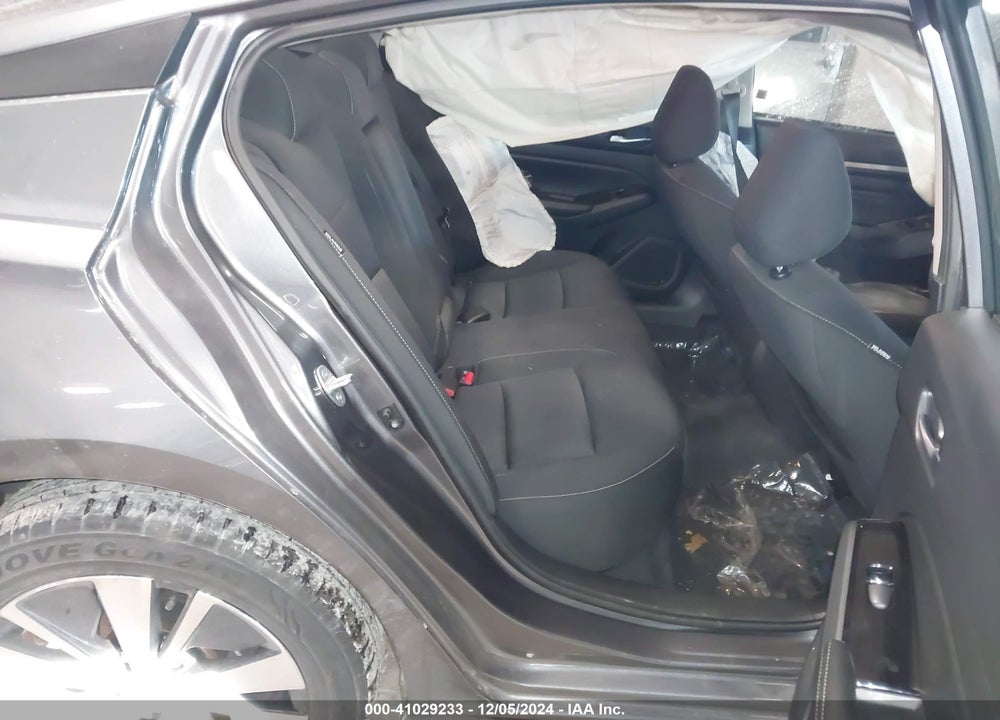 2021 NISSAN ALTIMA SV FWD VIN: 1N4BL4DV5MN404343