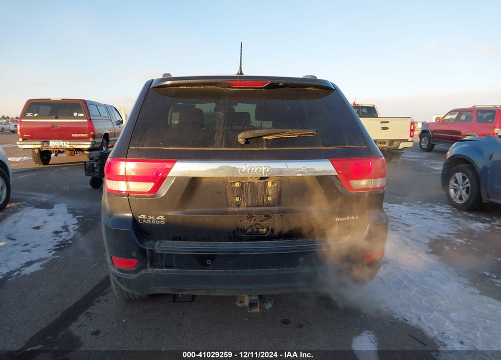 2011 JEEP GRAND CHEROKEE VIN: 1J4RR4GG4BC522584