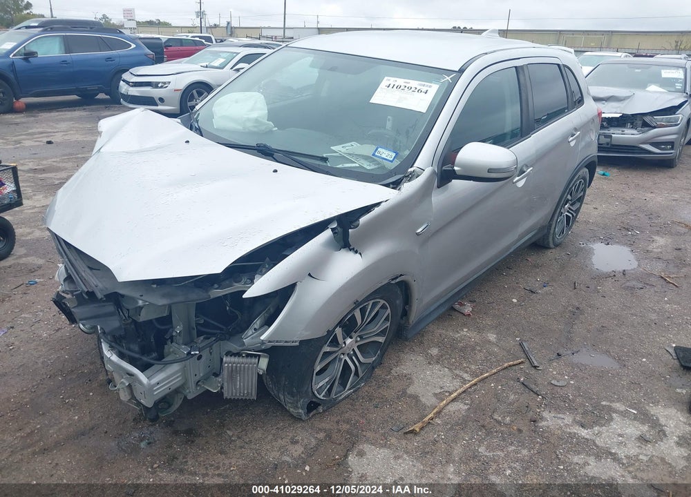 2018 MITSUBISHI OUTLANDER SPORT 2.0 ES VIN: JA4AP3AU8JZ009300