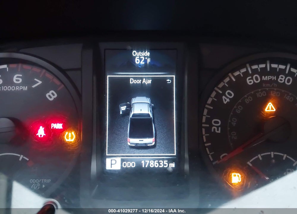 2018 TOYOTA TACOMA SR VIN: 5TFRX5GN8JX119022