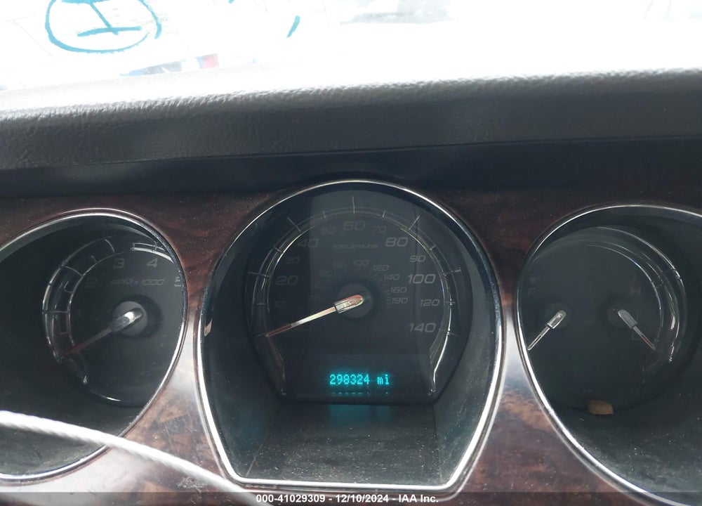 2011 FORD TAURUS LIMITED VIN: 1FAHP2FW3BG178569