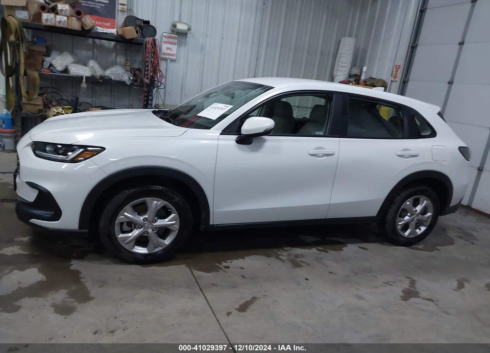 2023 HONDA HR-V AWD LX VIN: 3CZRZ2H30PM746313