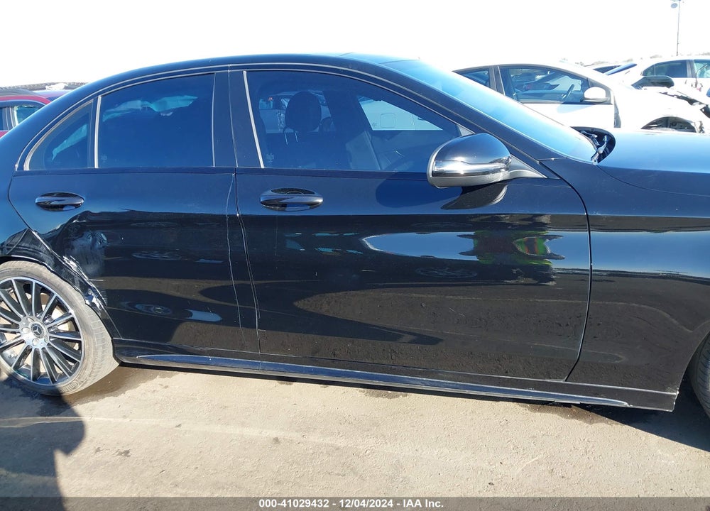2018 MERCEDES-BENZ C 300 VIN: WDDWF4JB1JR423978