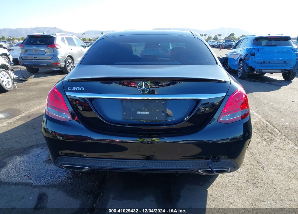 2018 MERCEDES-BENZ C 300 VIN: WDDWF4JB1JR423978
