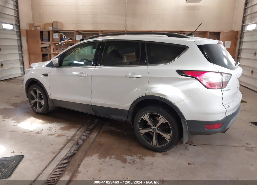 2018 FORD ESCAPE SEL VIN: 1FMCU9HD8JUB21538
