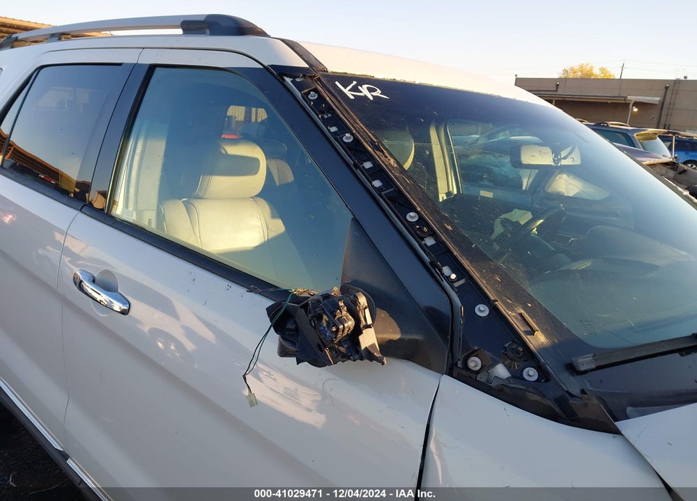 2011 FORD EXPLORER XLT VIN: 1FMHK7D89BGA18900