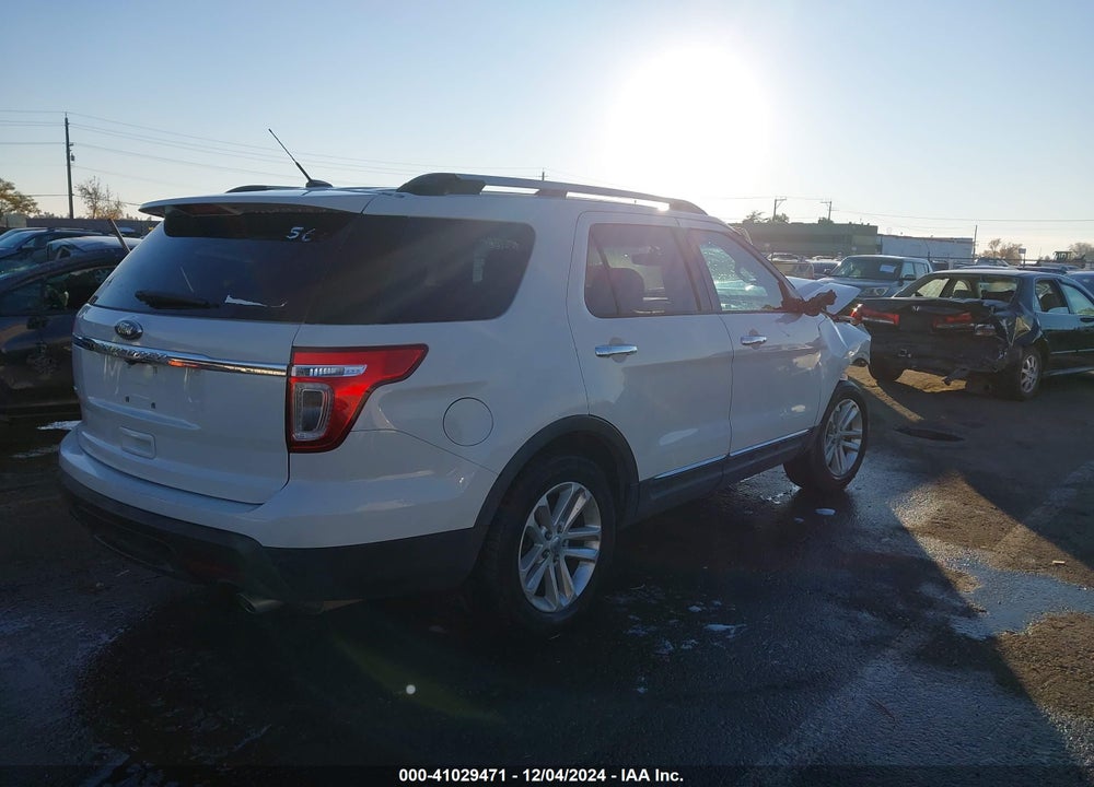 2011 FORD EXPLORER XLT VIN: 1FMHK7D89BGA18900