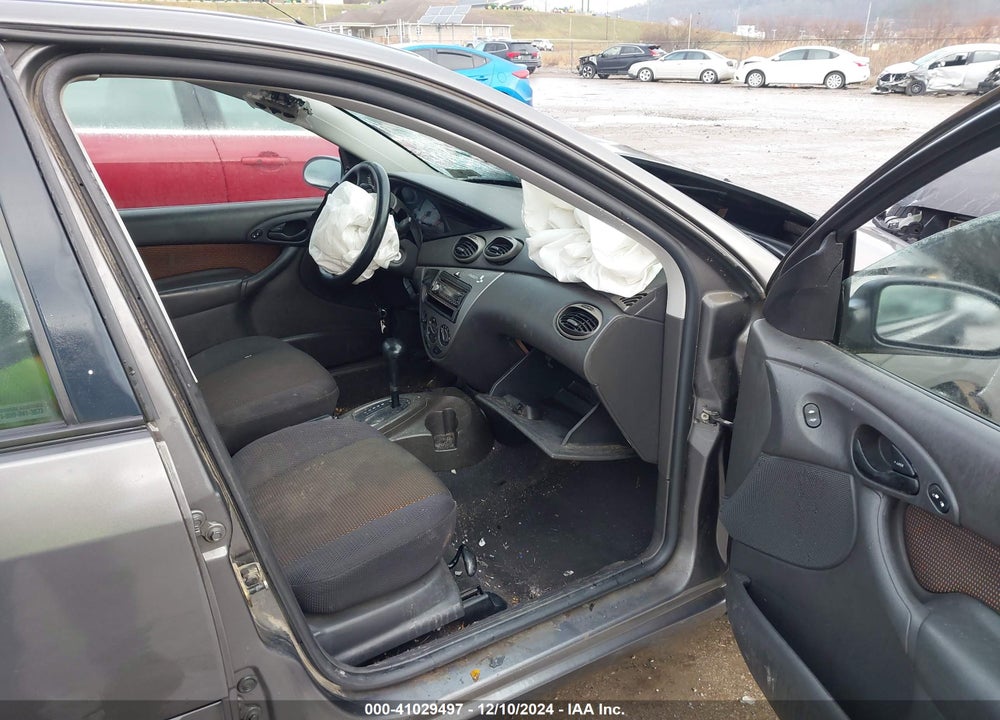 2002 FORD FOCUS ZTS VIN: 1FAFP383X2W321670