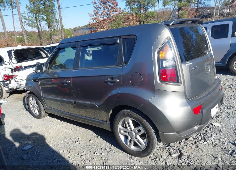 2011 KIA SOUL VIN: KNDJT2A23B7240855