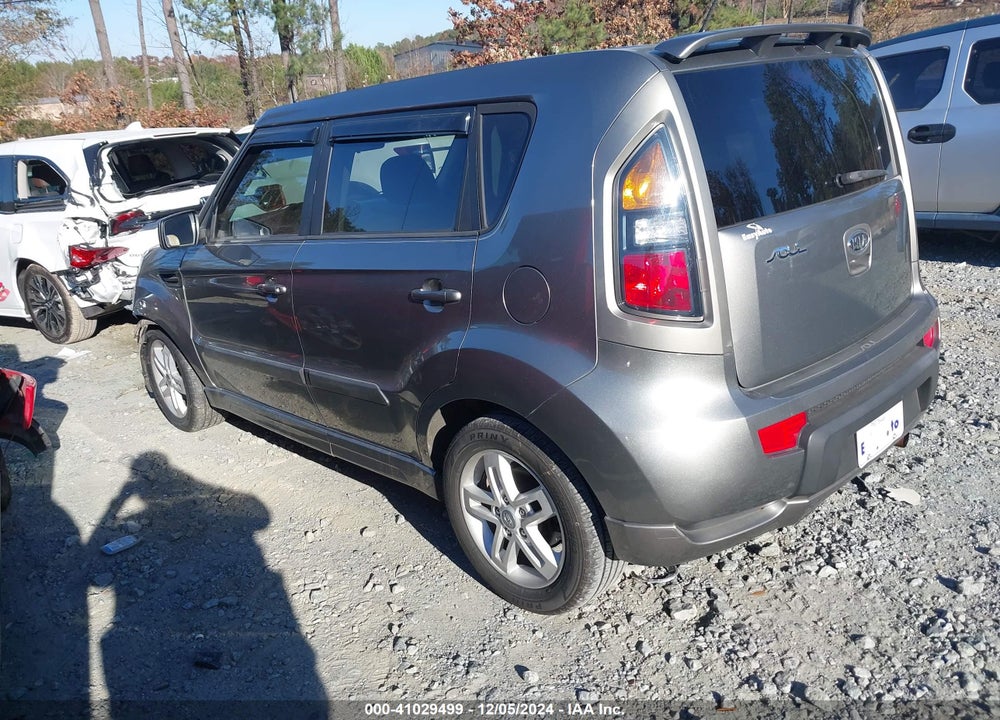2011 KIA SOUL VIN: KNDJT2A23B7240855